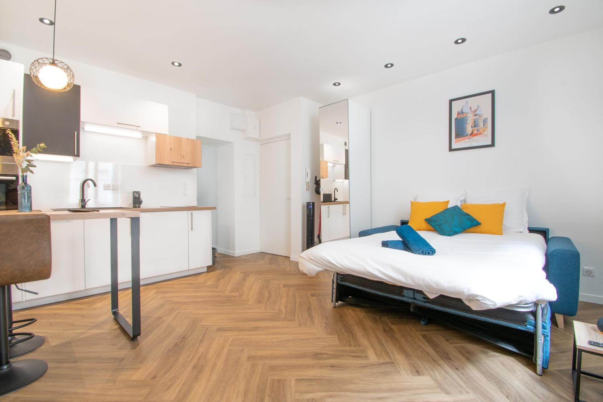 L'Appartement Des Ducs Avec Baignoire Double น็องต์ ภายนอก รูปภาพ